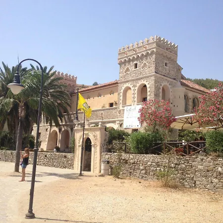 Casa Carlotta *